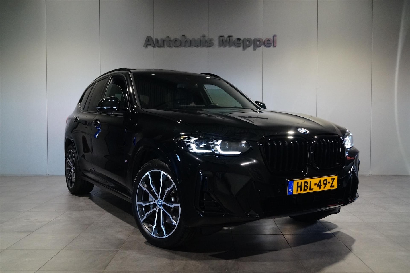 BMW X3 - Xdrive30e M-Sport | HUD | LED | 360 camera | Panoramadak | Fabriek garantie | - AutoWereld.nl