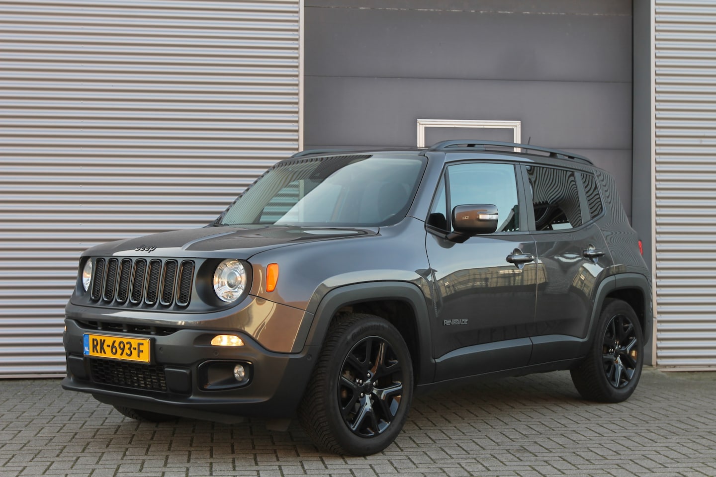 Jeep Renegade - 1.4 MultiAir Limited I NAVI I CLIMA. I TREKHAAK - AutoWereld.nl