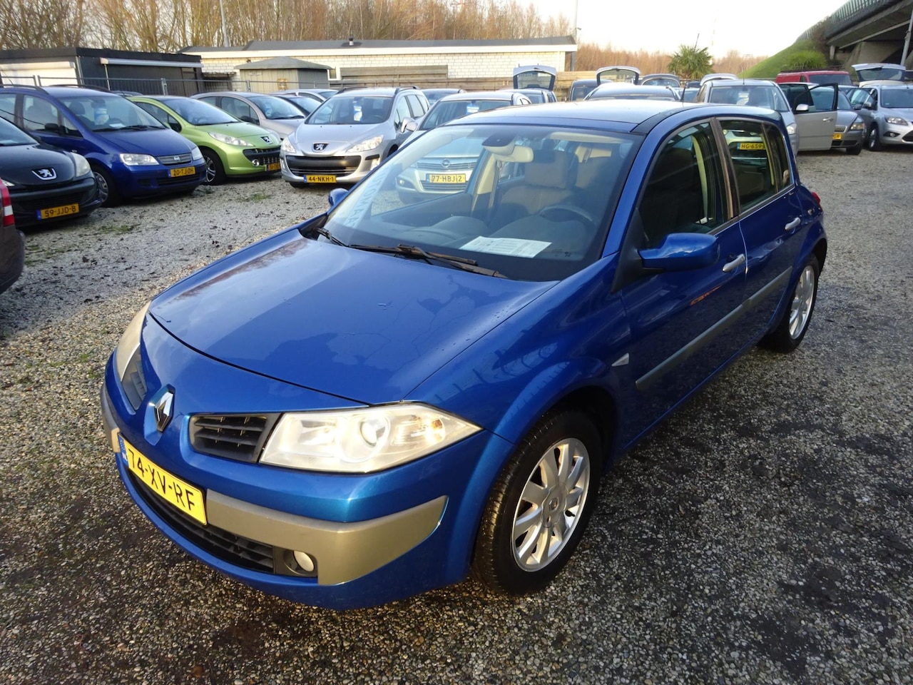 Renault Mégane - 1.6-16V Dynamique Airco , Cruise control, Panoramadak, Automaat nieuw apk - AutoWereld.nl