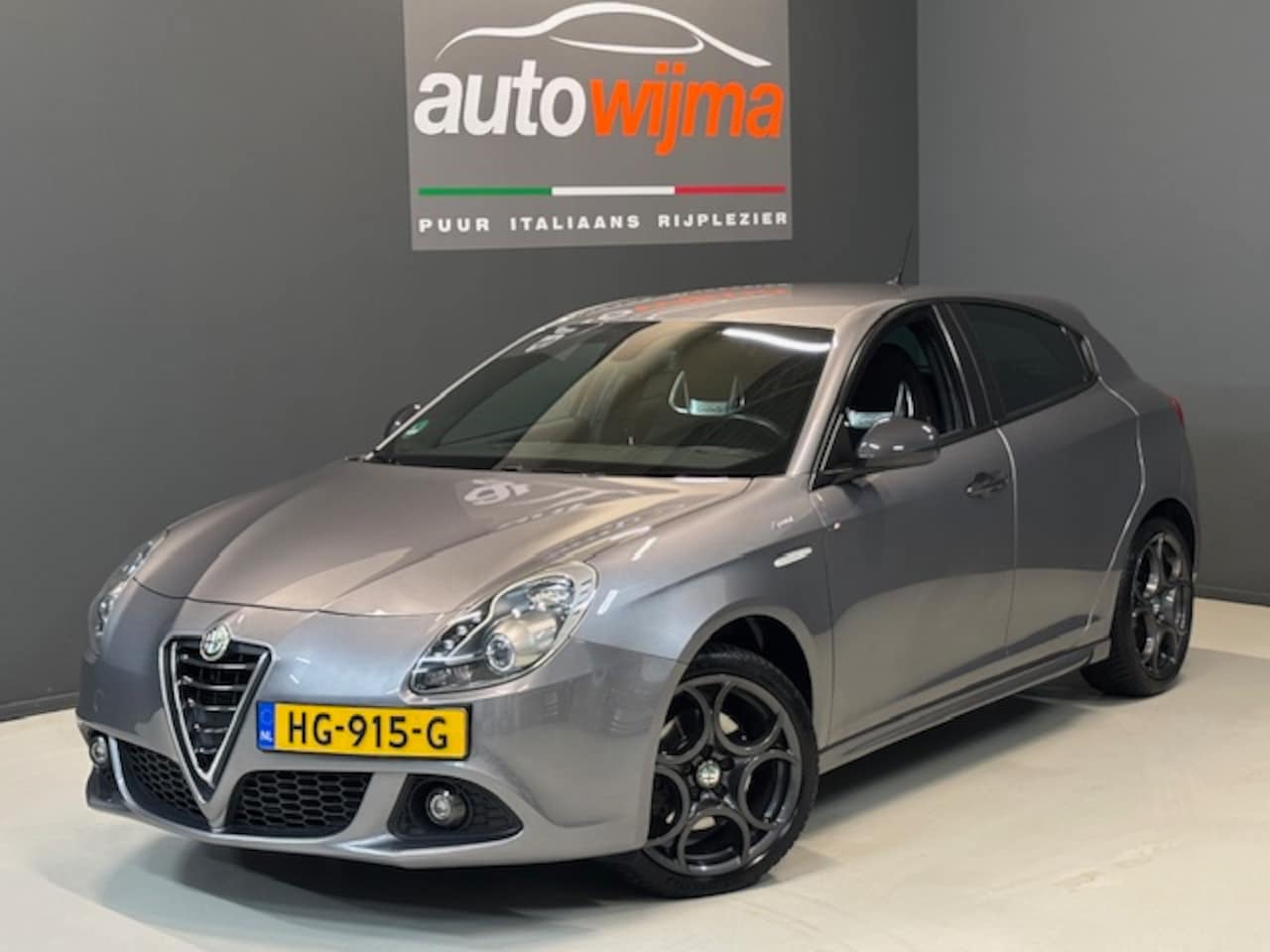 Alfa Romeo Giulietta - 1.4 Turbo 170pk Sprint Automaat Recaro Sportstoelen, 18Inch L.M.V., Navigatie, DAB audio - AutoWereld.nl