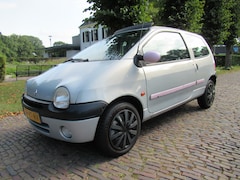 Renault Twingo - 1.2-16V Cinétic Stuurbekrachtiging Glazen Schuifdak*Apk t/m 14-10-2025