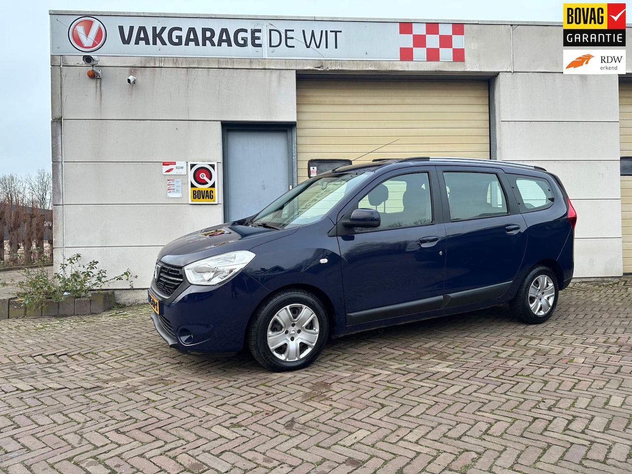 Dacia Lodgy - 1.6 SCe 7p. 1.6 SCe 7p. - AutoWereld.nl