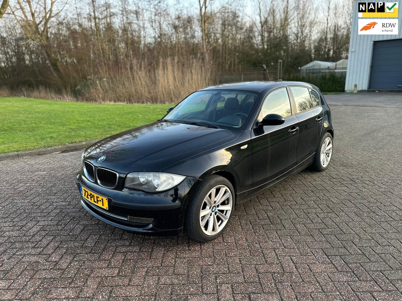 BMW 1-serie - 116i Business Line/APK TOT 04-12-2025 - AutoWereld.nl