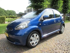 Toyota Aygo - 1.0-12V + Airco Stuurbekrachtiging 5 Drs Isofix Zuinige Auto*Dealer Onderhouden*Apk t/m 6