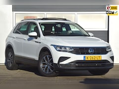 Volkswagen Tiguan - 1.5 TSI Life Business PANORAMADAK/ERGO ACTIVE STOELEN/STOELVERWARMING/CAMERA