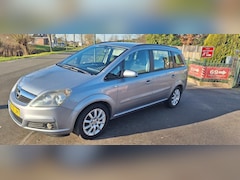 Opel Zafira - 1.8 Temptation 7 PERSOONS