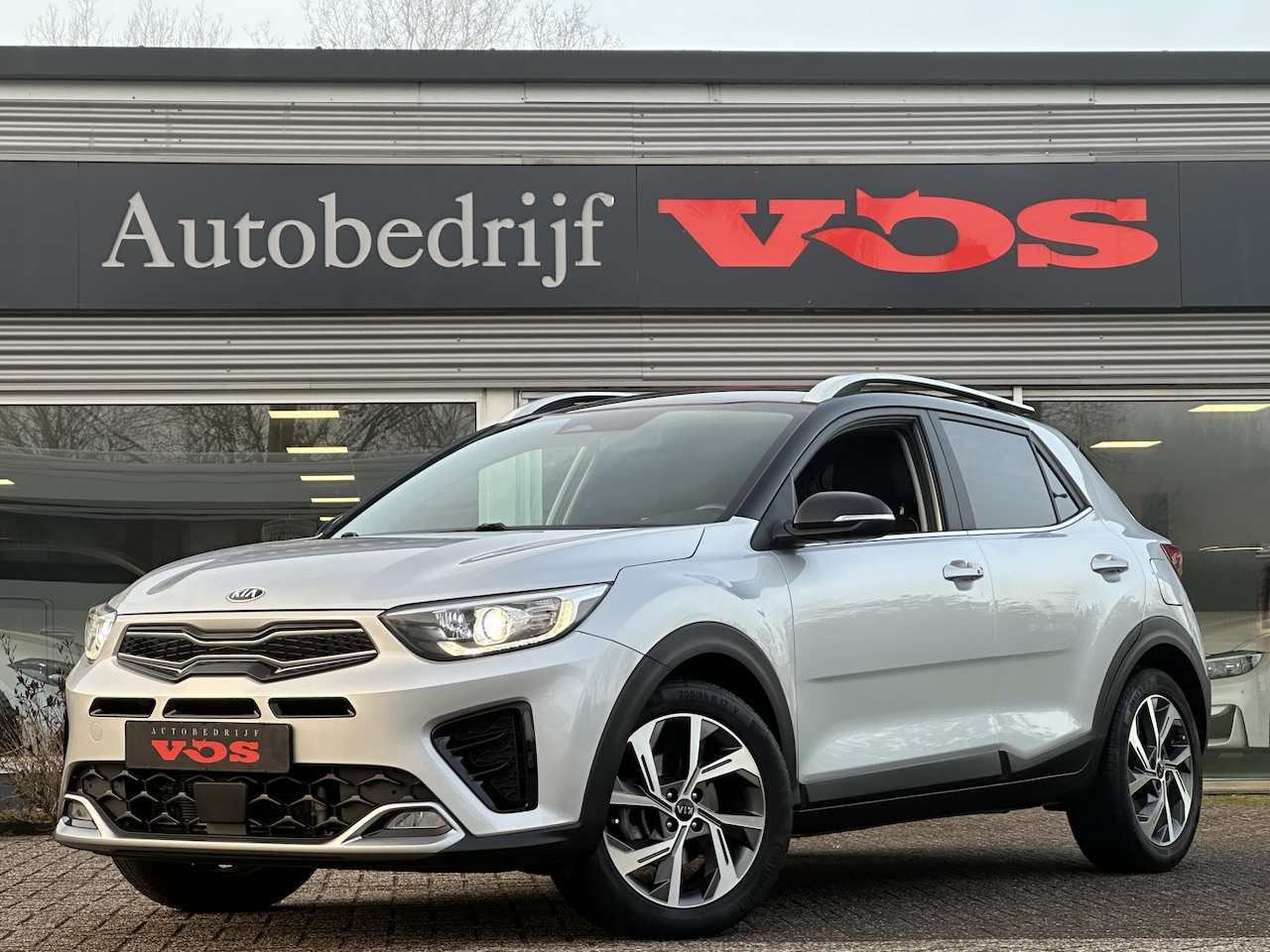 Kia Stonic - 1.0 T-GDi MHEV GT-Line | Keyless | Stuurverwarming | Camera - AutoWereld.nl