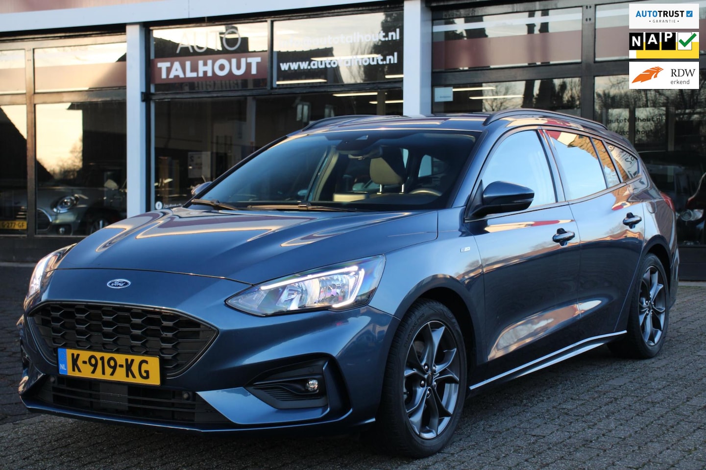 Ford Focus Wagon - 1.0 EcoBoost ST Line Business - APPLE CARPLAY, TREKHAAK, LED, ADAPTIVE CRUISE - AutoWereld.nl