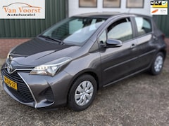 Toyota Yaris - 1.0 VVT-i Aspiration onderhouden