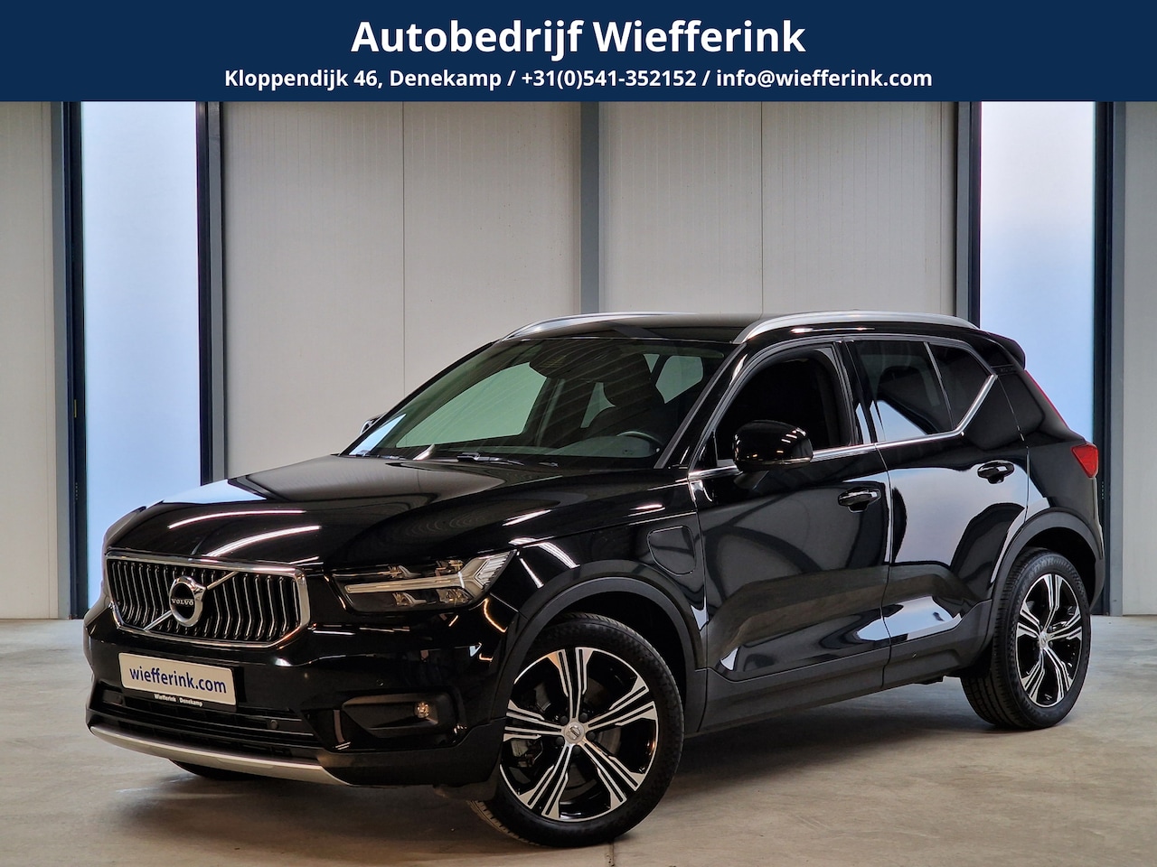 Volvo XC40 - 1.5 T5 Recharge Inscription 262pk | Camera | Full-LED | Sensoren voor+achter | Navi - AutoWereld.nl