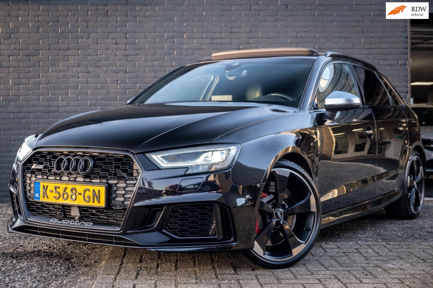 Audi A3 Sportback - 2.5 TFSI RS 3 quattro | RS zetels | B&O | Pano - AutoWereld.nl