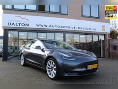 Tesla Model 3 - Long Range AWD 75 kWh TREKHAAK / 19" LM / AUTOPILOT / PANODAK / 1e EIG / LAGE KM