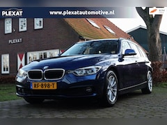 BMW 3-serie Touring - 320i High Executive Aut. | Slechts 58.000KM | NL. Auto | Sportstoelen | Stoel verwarmd | H