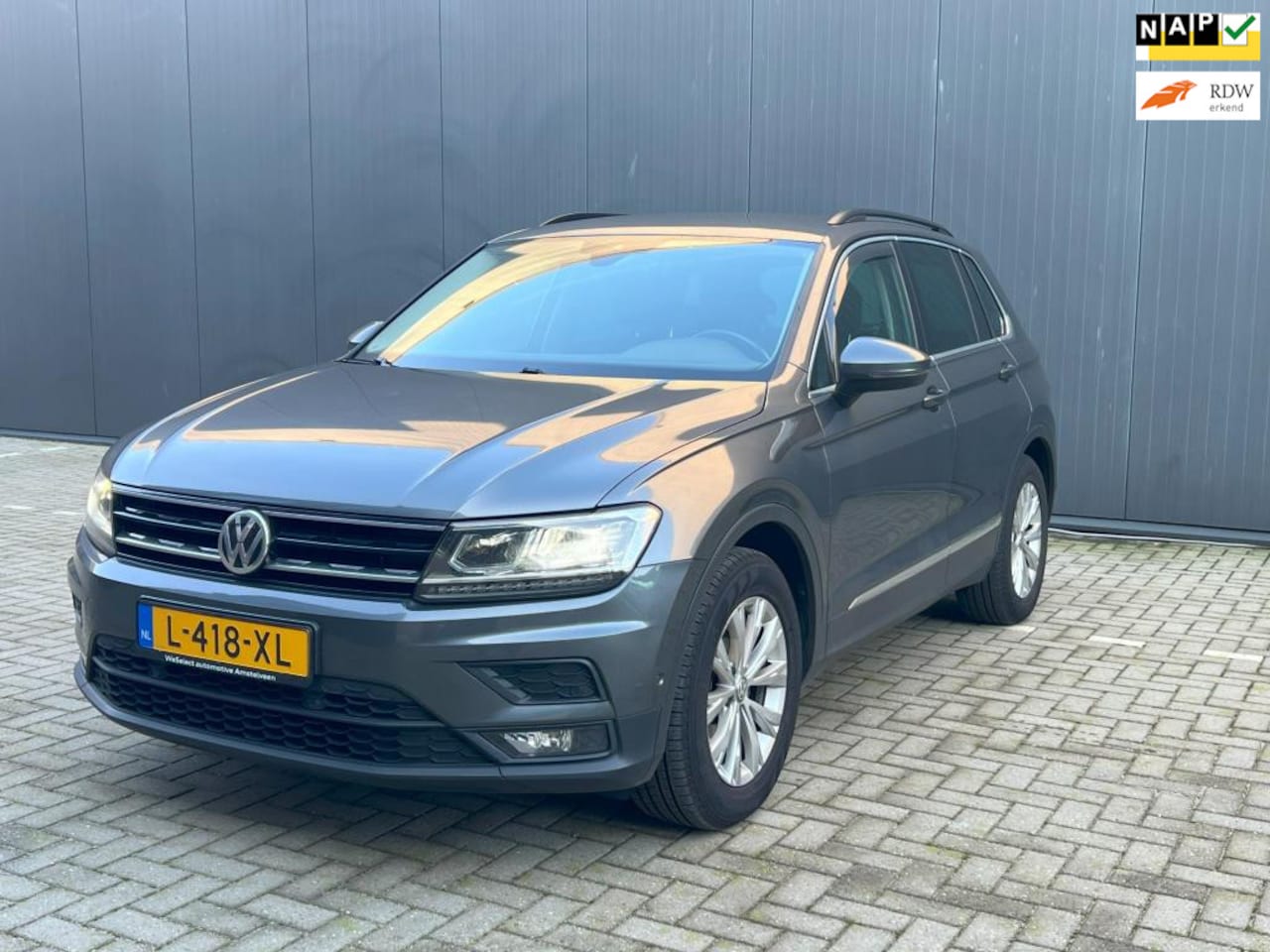 Volkswagen Tiguan - 1.5 TSI ACT Highline*Dealer Onderhouden* - AutoWereld.nl