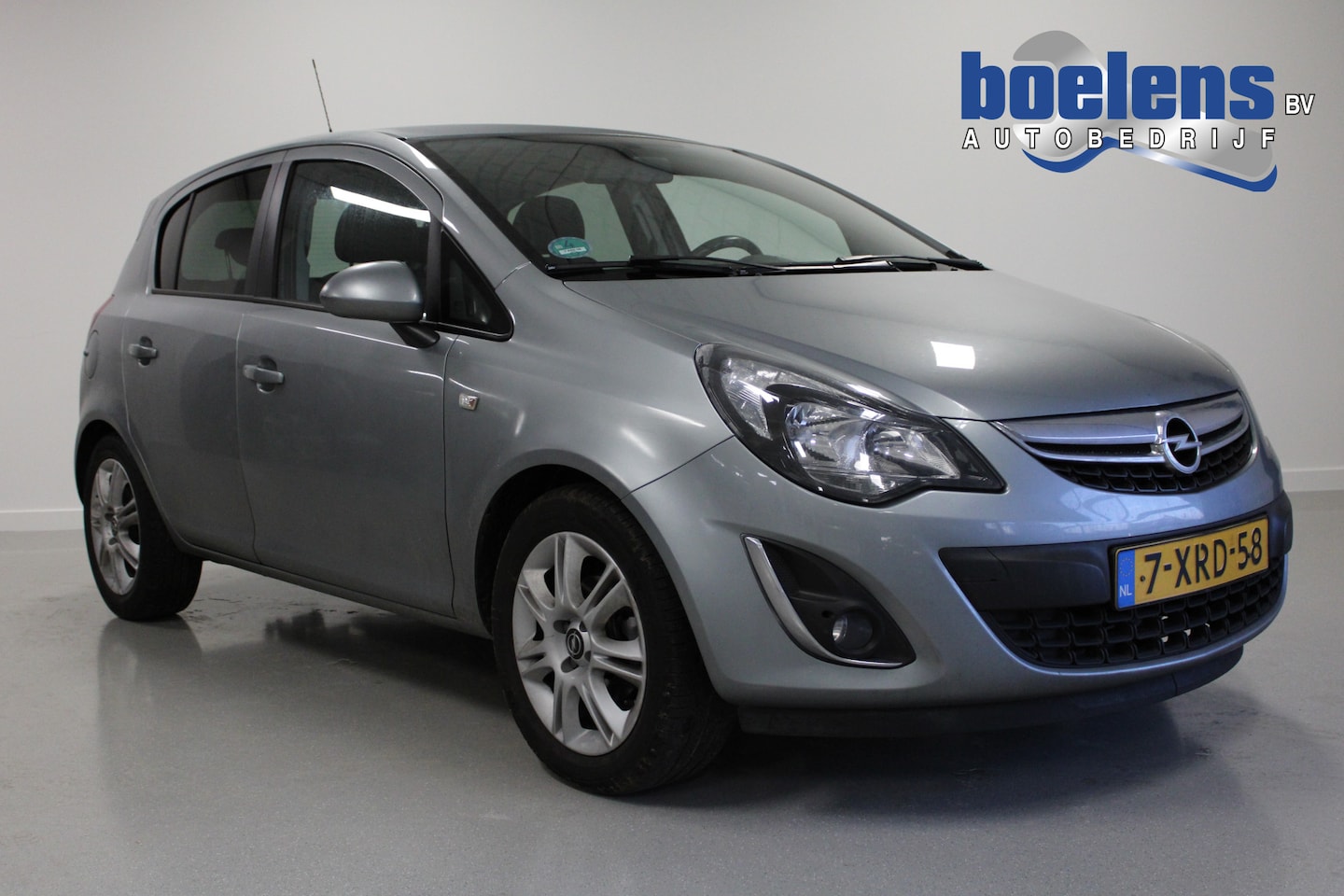 Opel Corsa - 1.2 EcoFlex BlitZ LPG | TEL/MEDIA | NAVIGATIE | CRUISE | CLIMA | PDC-A | TREKHAAK | DONKER - AutoWereld.nl