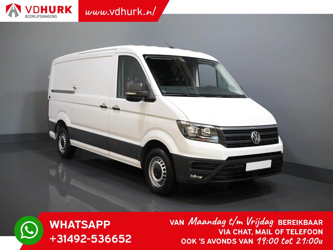 Volkswagen Crafter - 2.0 TDI L3H2 Gev.stoel/ CarPlay/ Camera/ Cruise/ Airco/ 270Gr. deuren - AutoWereld.nl