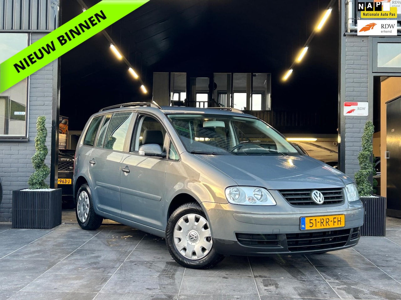 Volkswagen Touran - 1.6 Business|Airco|Cruise Control|NAP|APK| - AutoWereld.nl