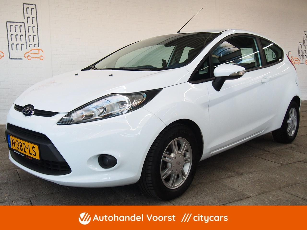 Ford Fiesta - 1.25 Trend 82PK (APK:Nieuw) Incl.Garantie - AutoWereld.nl