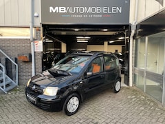 Fiat Panda - 1.2 Emotion/Zwart/Nap/APK/Panoramadak/Elec.Ramen