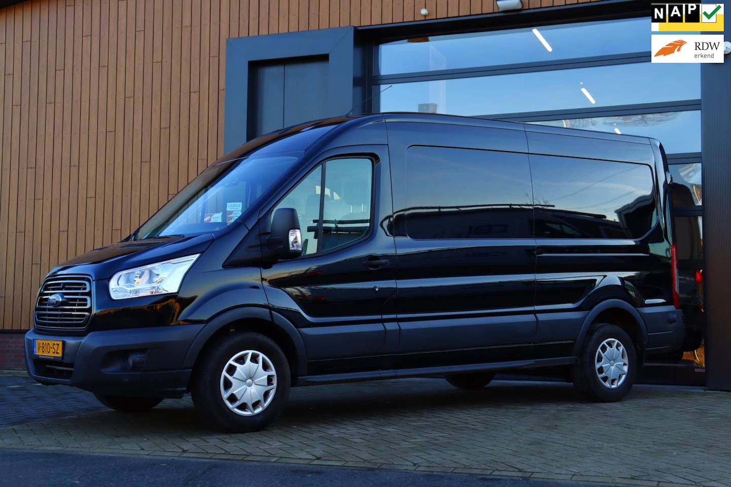 Ford Transit - 330 2.0 TDCI L3H2 Trend | NAP | Eerste Eigenaar | Automaat | Stoelverarming | Cruise Contr - AutoWereld.nl