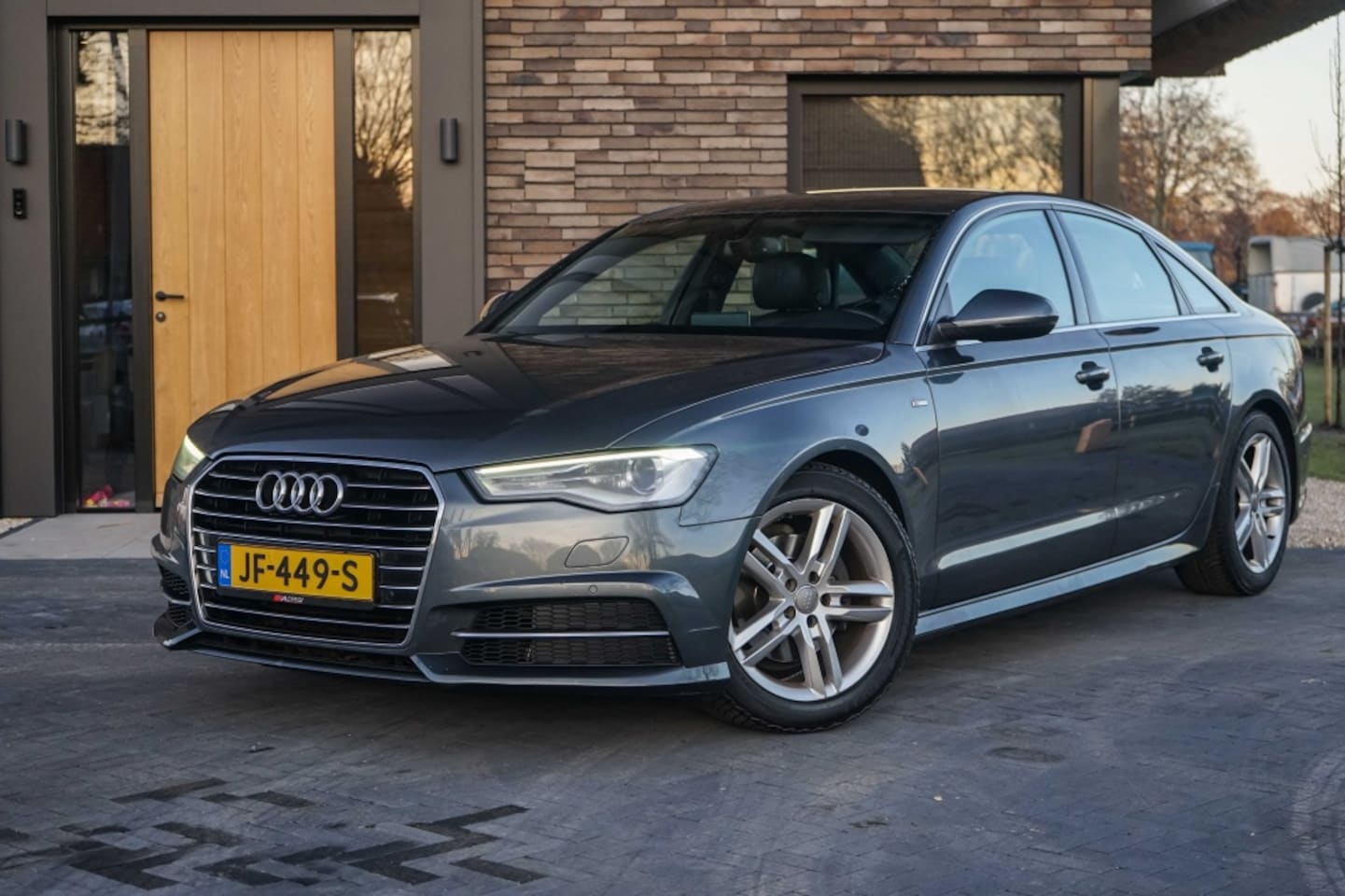 Audi A6 Limousine - Sedan 1.8 TFSI Ultra S-Line - AutoWereld.nl