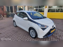 Toyota Aygo - 1.0 VVT-i X Play