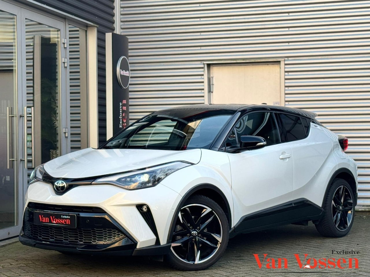 Toyota C-HR - GR 1.8 Hybrid Dynamic|Camera|Navi|Carplay|Cruise|DAB| - AutoWereld.nl