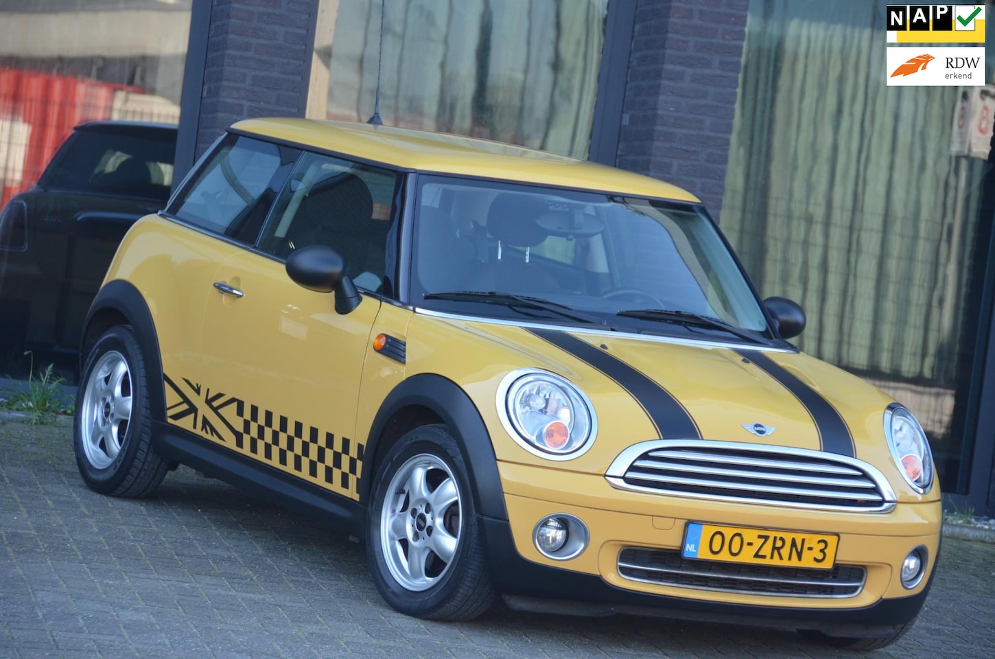 MINI One - Mini 1.4 Airco, APK, onderhoudshistorie, Nette auto - AutoWereld.nl