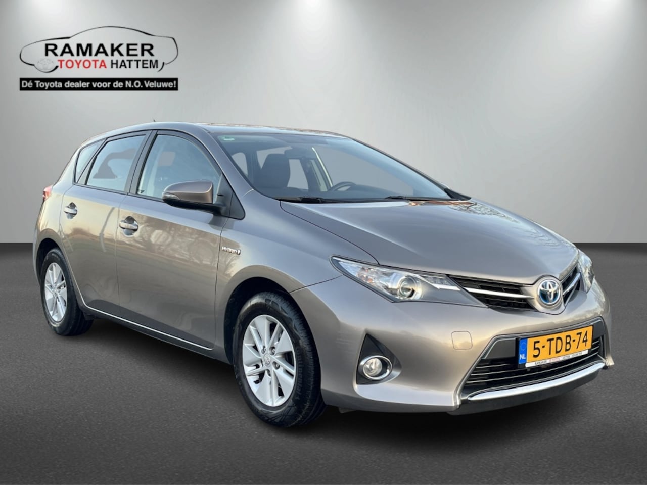 Toyota Auris - 1.8 Hybrid Asp. - AutoWereld.nl