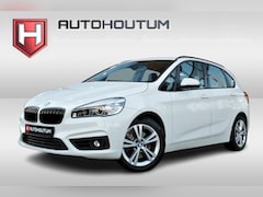 BMW 2-serie Active Tourer - 218i Panoramadak, Trekhaak, Carplay