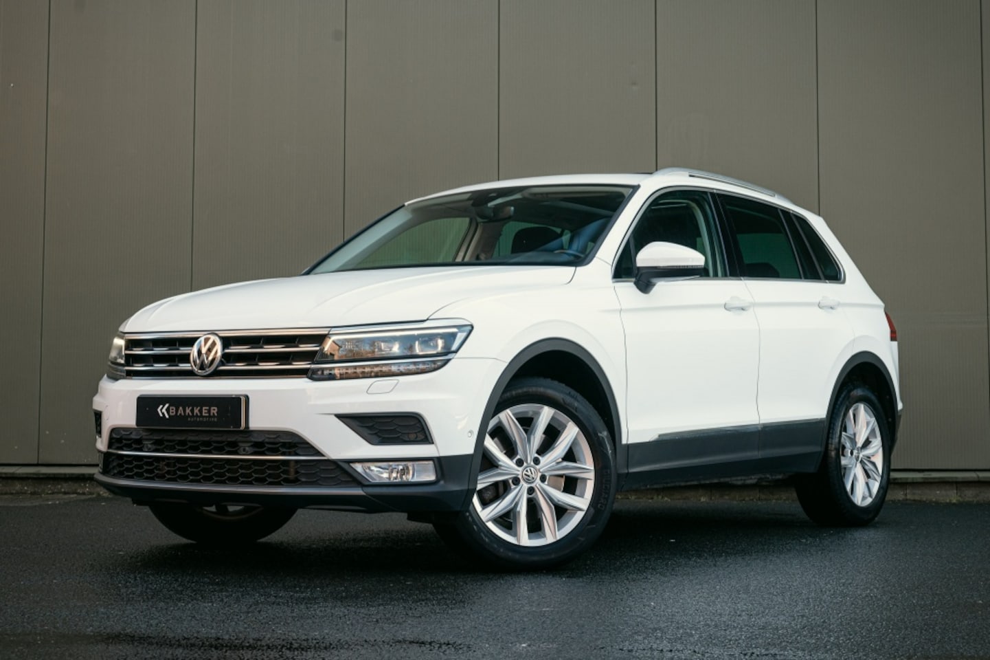 Volkswagen Tiguan - 2.0 TSI 4M. Highline - AutoWereld.nl