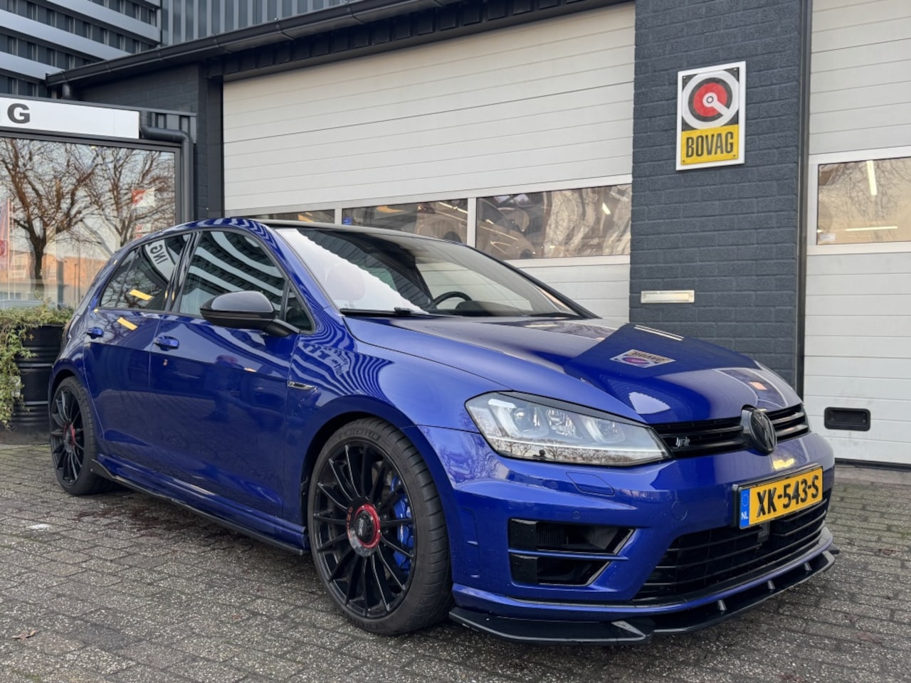 Volkswagen Golf - 2.0 TSI R 4Motion 400 PK/VOLLEDIGE HISTORIE/VEEL EXTRA'S - AutoWereld.nl