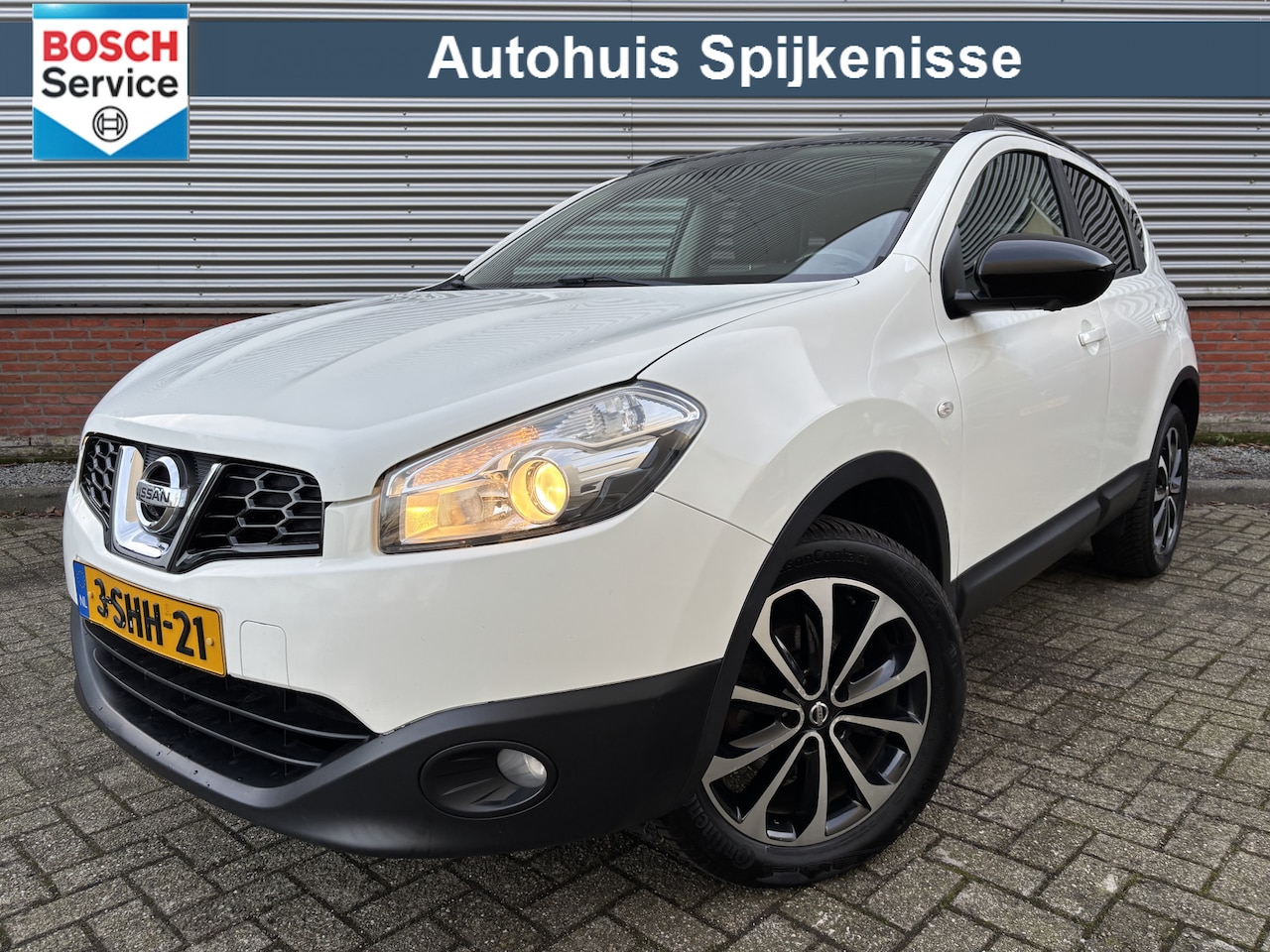 Nissan Qashqai - 1.6 360 | Trekhaak | Panoramadak | - AutoWereld.nl