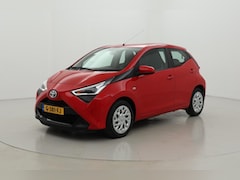 Toyota Aygo - 1.0 VVT-i x-play | Apple Carplay / Android Auto