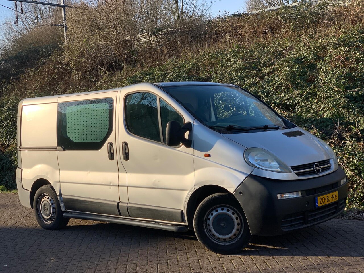 Opel Vivaro - 1.9 DTI L1H1 74KW 101PK RIJD GOED ! - AutoWereld.nl