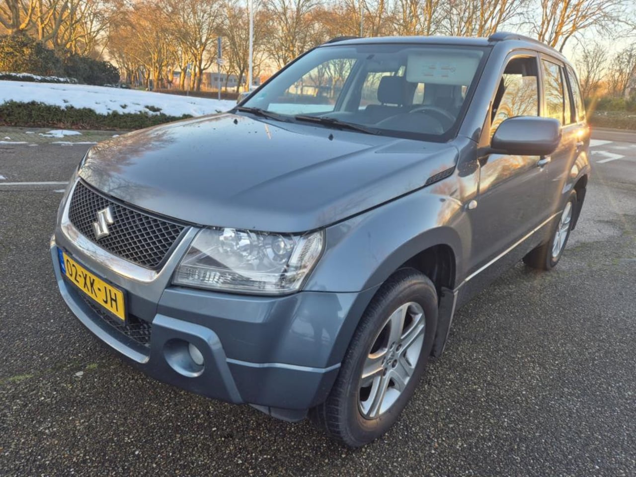 Suzuki Grand Vitara - 2.0-16V Exclusive 2.0-16V Exclusive,Airco 4X4, 1e Eigenaar!! - AutoWereld.nl