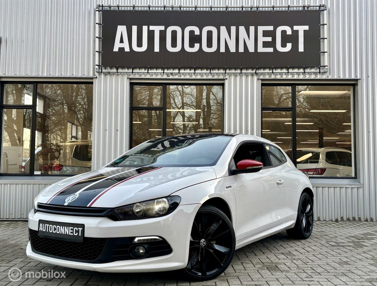 Volkswagen Scirocco - 1.4 TSI GTS. CRUISE, NAVI, PANO, CLIMA. - AutoWereld.nl