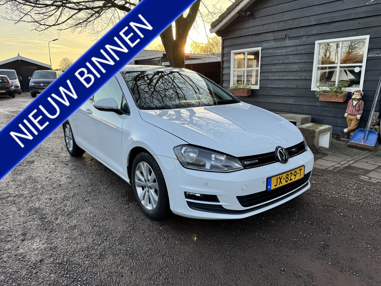 Volkswagen Golf - 1.0 TSI 115pk BlueMotion Connected Series - AutoWereld.nl