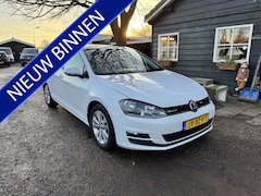 Volkswagen Golf - 1.0 TSI 115pk BlueMotion Connected Series