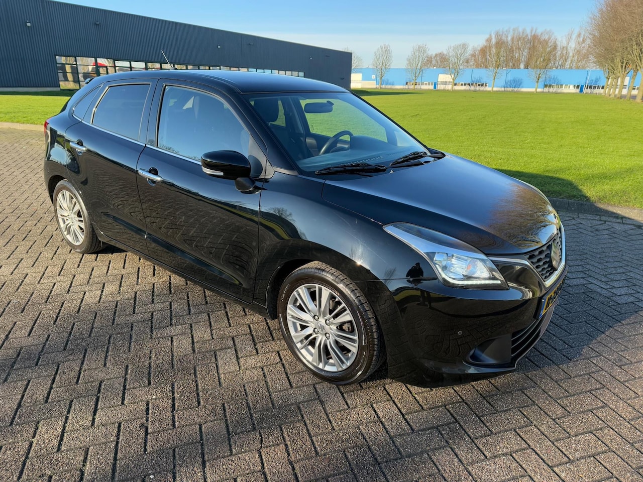 Suzuki Baleno - 1.2 Smart Hybrid High Executive 1.2 Smart Hybrid High Executive - AutoWereld.nl