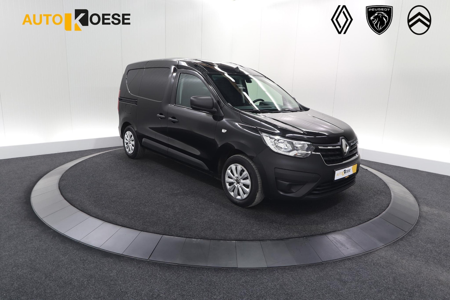 Renault Express - 1.5 dCi 75 Comfort + | Trekhaak | Navigatie | Parkeersensoren | Apple Carplay - AutoWereld.nl