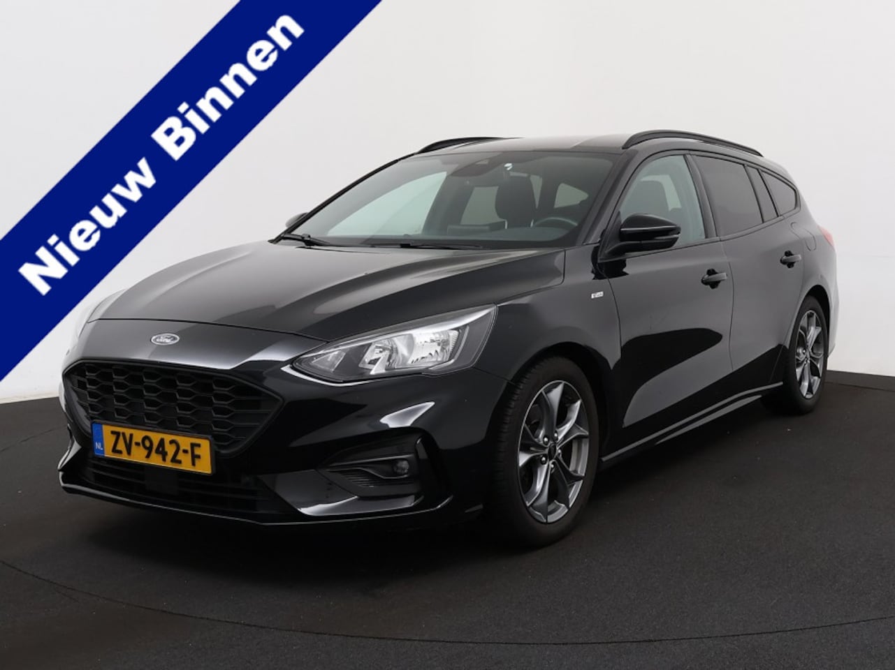 Ford Focus Wagon - 1.0 EcoBoost Titanium Business ST-Line | Winterpakket | Navi |  02-2019 114.660 KM - AutoWereld.nl