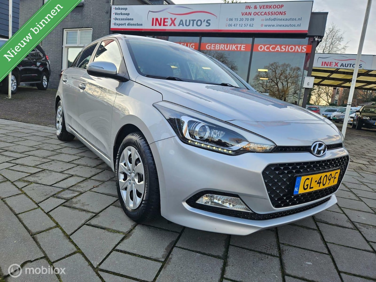 Hyundai i20 - 1.2 HP i-Motion Comfort Climate Pdc Lane Assist Dealer Onderhouden - AutoWereld.nl