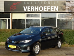 Toyota Auris Touring Sports - 1.8 Hybrid Dynamic - NAP KM STAND - TREKHAAK - PARKEERCAMERA - XENON - CRUISE / CONTROL