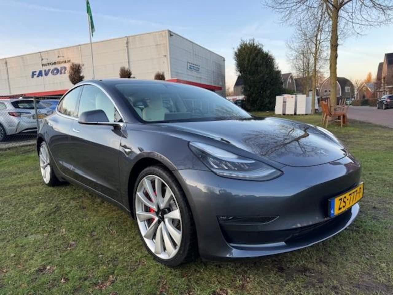 Tesla Model 3 - PERFORMANCE AWD 75KWH 462PK/PANO/LEER/FABRIEKSGARANTIE - AutoWereld.nl