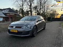 Volkswagen Golf - 2.0 TSI GTI 220PK Org NL Navi Camera 18 Inch Zeer Mooi