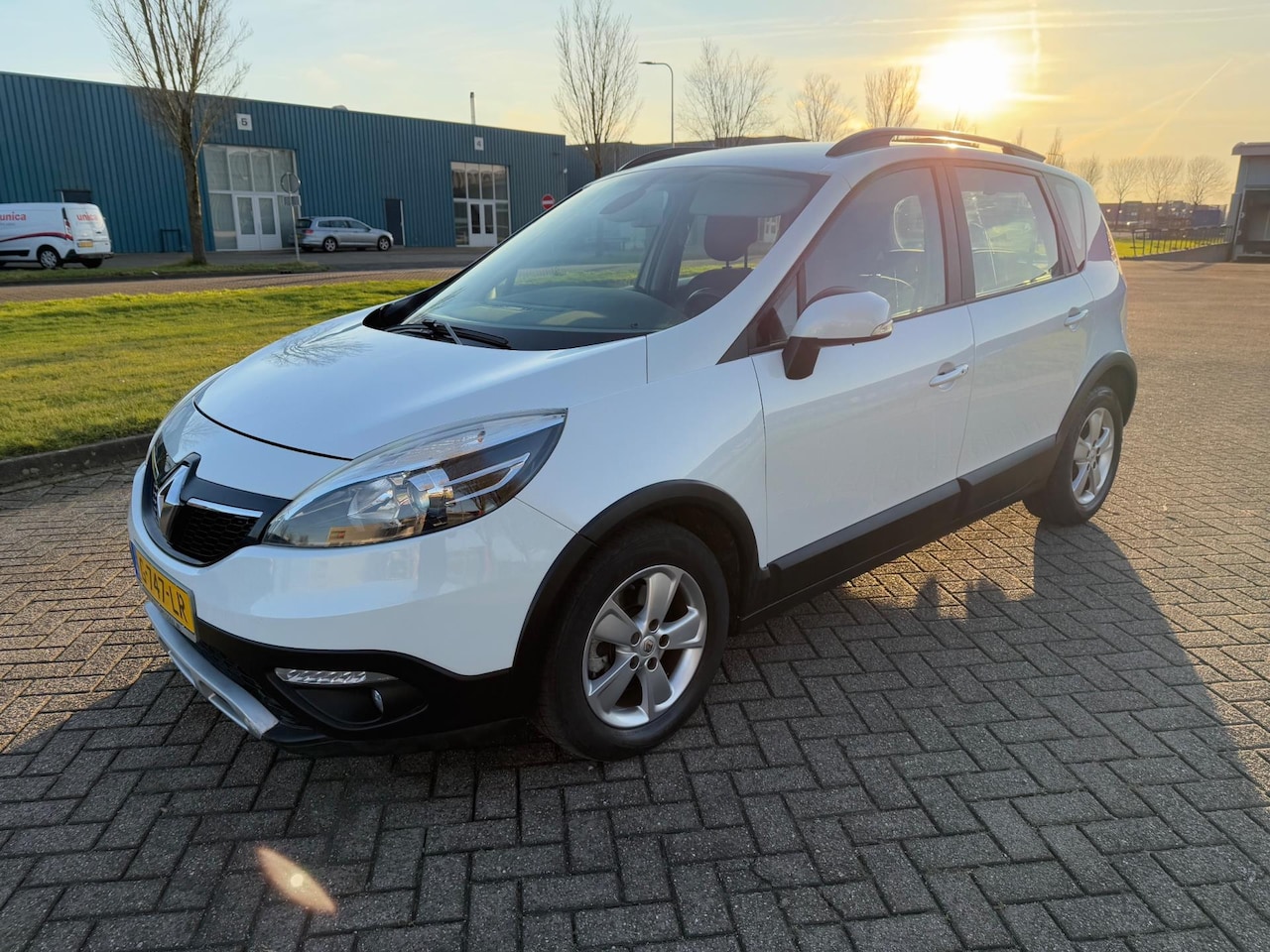 Renault Scénic Xmod - 1.2 TCe Xmod - AutoWereld.nl