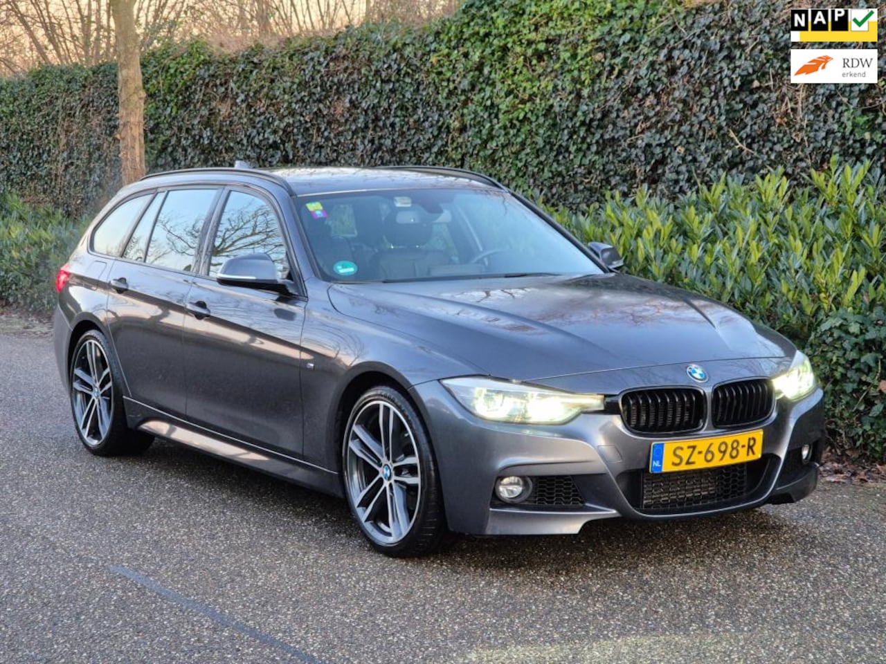 BMW 3-serie Touring - M Sport Shadow Executive CarPlay 19inch GR Navi Cruise LED NAP NL - AutoWereld.nl