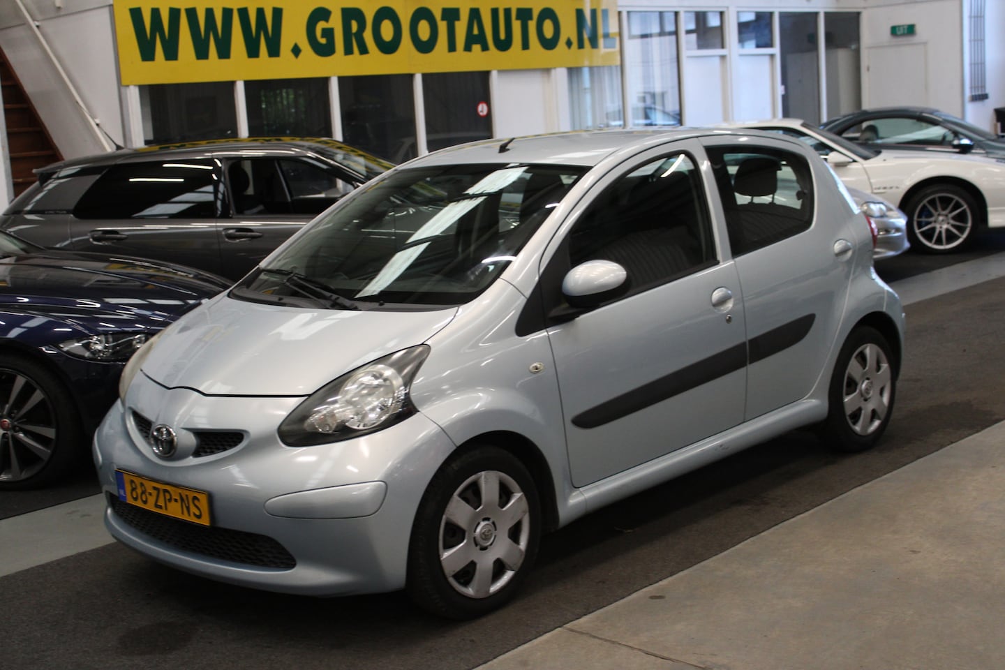 Toyota Aygo - 1.0-12V 5drs, Airco, Stuurbekrachtiging - AutoWereld.nl