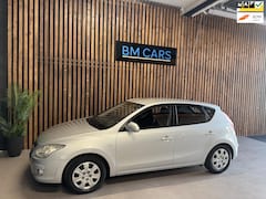 Hyundai i30 - 1.6i Dynamic Airco, 5 deurs, Nieuwe APK